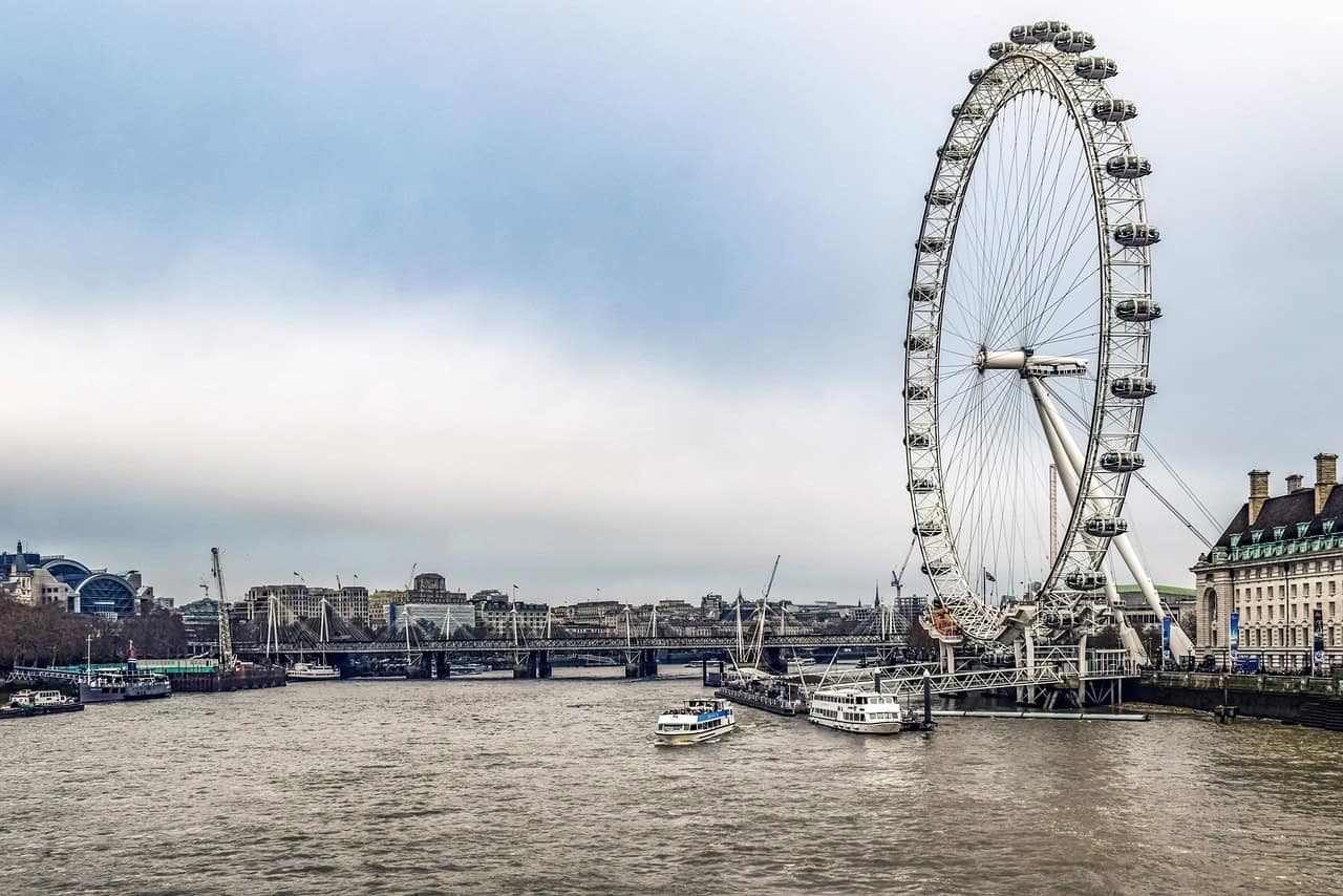 Dois London Unis se fundem para se tornar uma instituição “poderosa multifaculty”