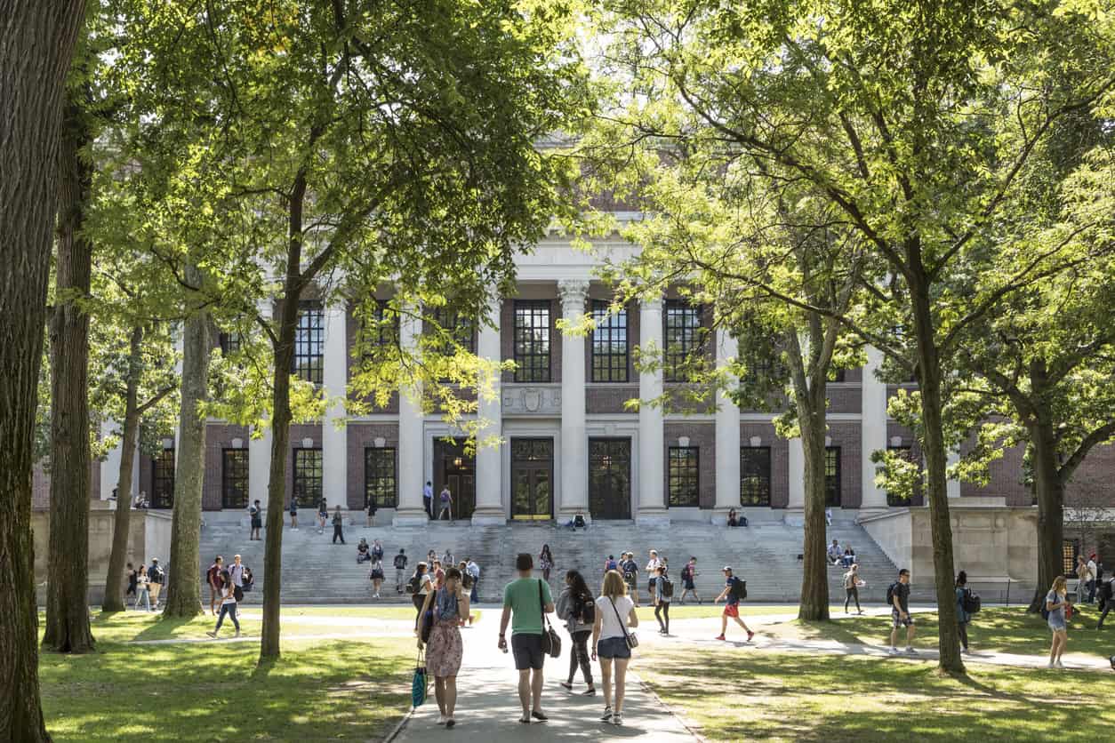 Trump ameaço a capacidade de Harvard de hospedar estudantes int’ll
