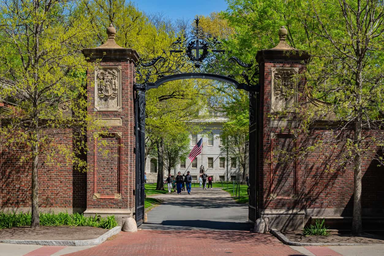Os EUA escalam a luta pelos dados internacionais de estudantes de Harvard